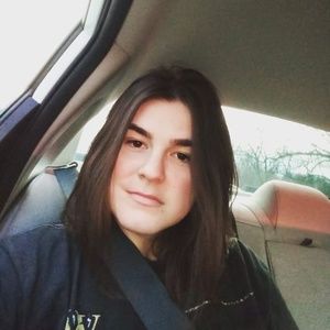 Meet your Posher, Allenia